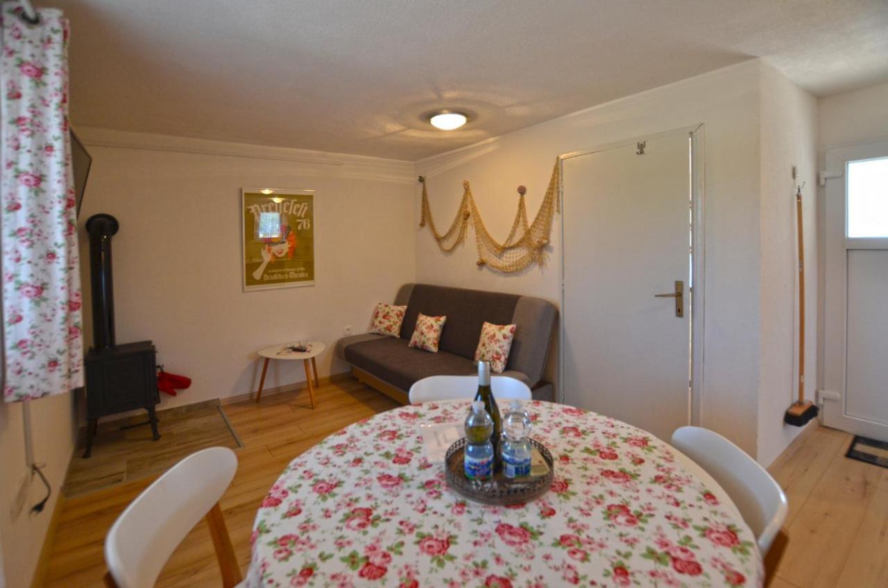Bavica Apartments Ровінь Екстер'єр фото