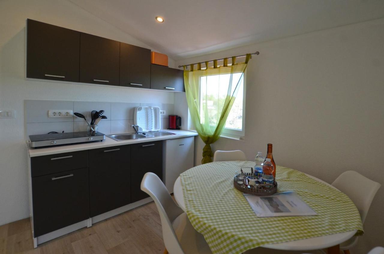 Bavica Apartments Ровінь Екстер'єр фото